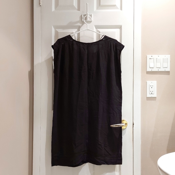 NWOT, Roots | Eyelet Dress - Picture 10 of 10